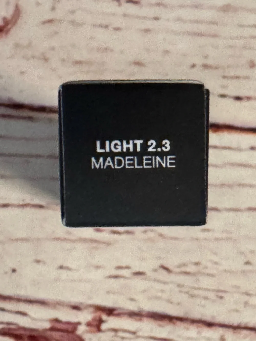 NIB NARS Radiant Creamy Concealer in Madeleine L2.3